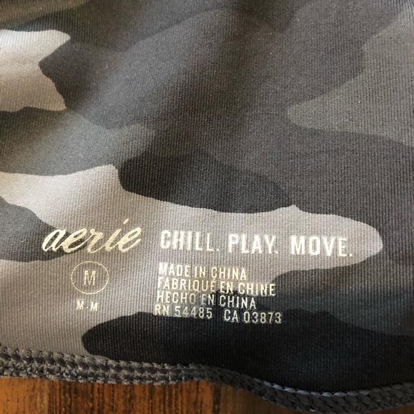 Aerie camo leggings 7/8 length - Picture 3 of 3